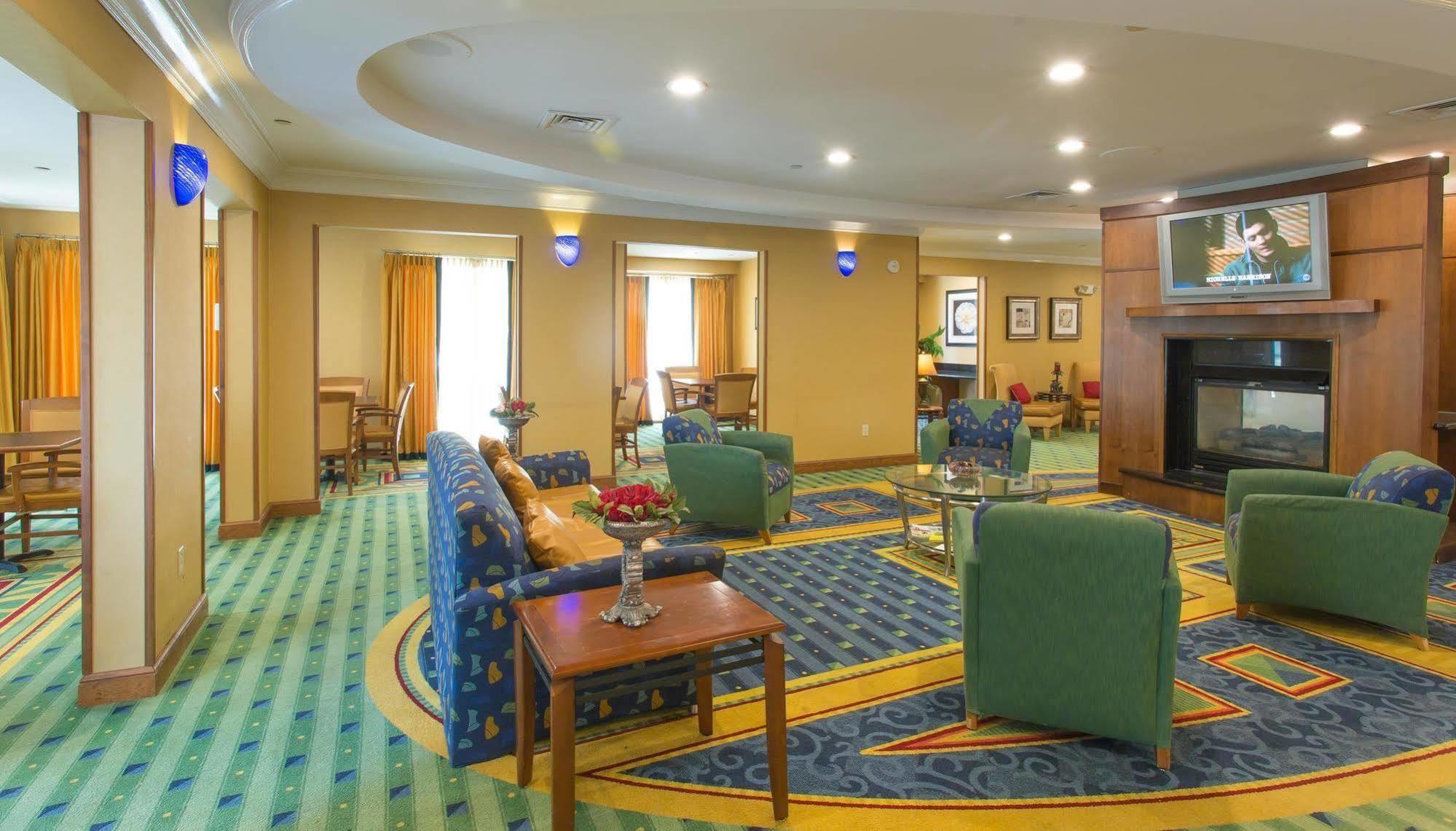 צ'סאפיק Studios And Suites 4 Less - Gum Road מראה חיצוני תמונה
